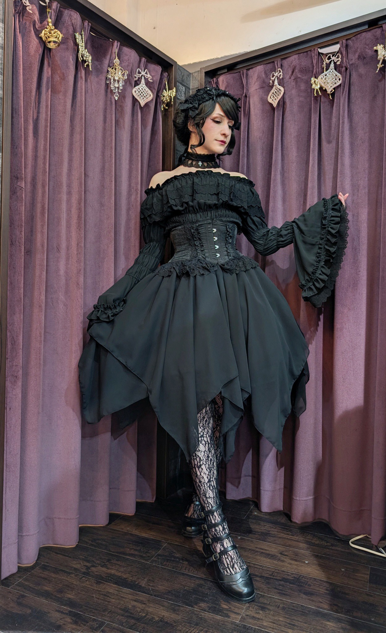 🥀Violet Fane入荷情報🥀 ○Puppet Maker skirt ¥9,636+tax ○ Haunted
