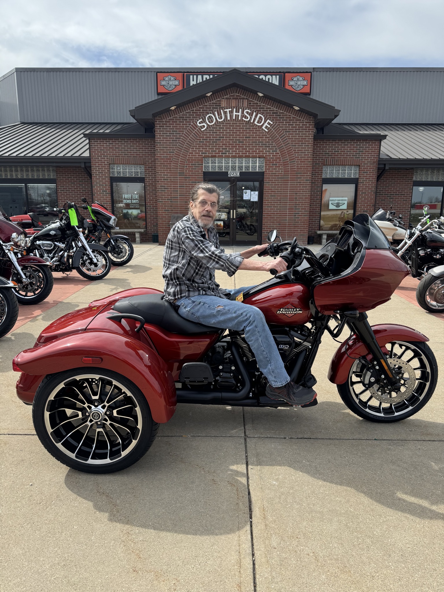Loving my 2025 Whiskey Fire Red Softail