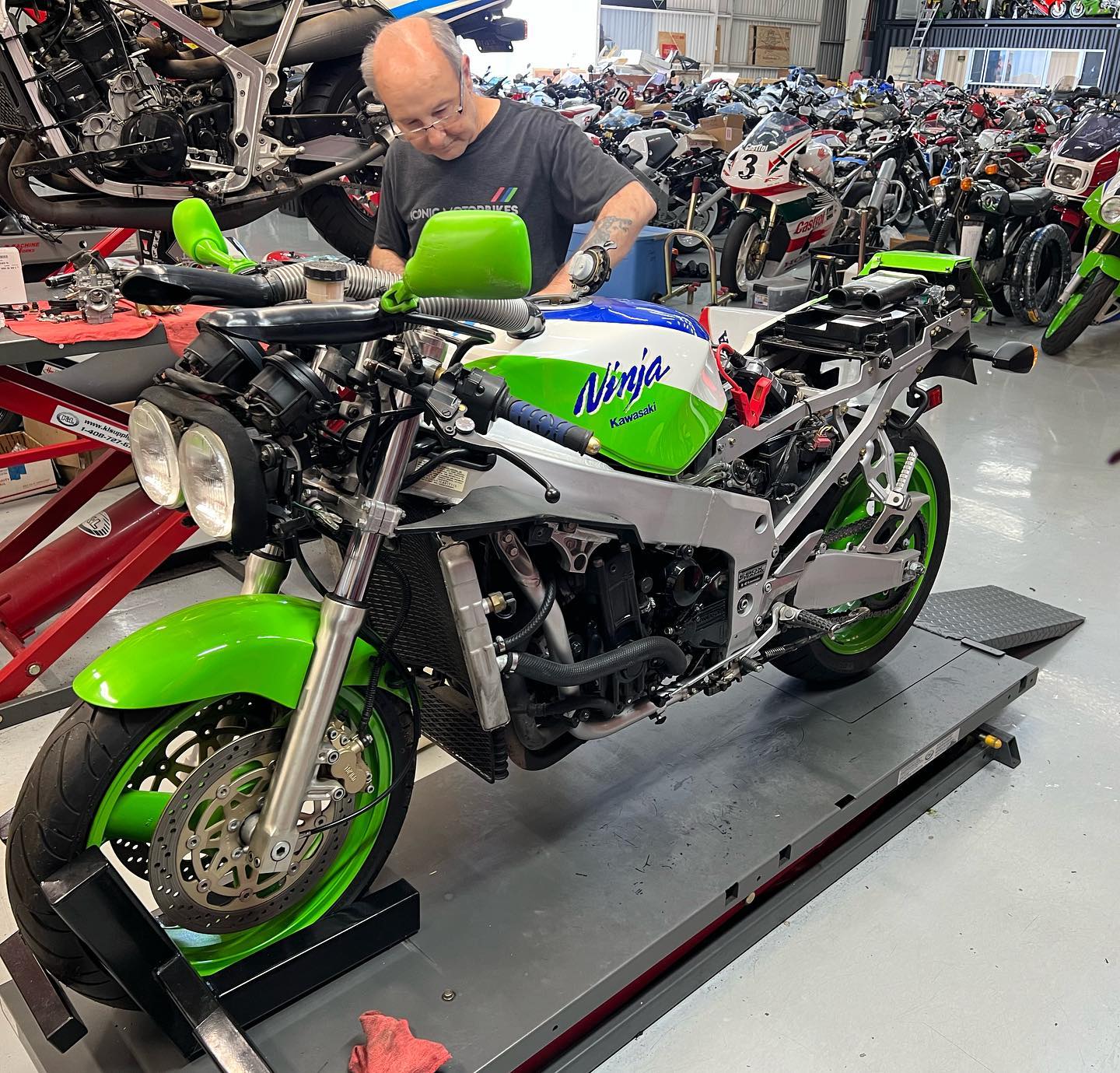 Next on Alex's bench… . This is a super low mile 1995 Ninja ZX7