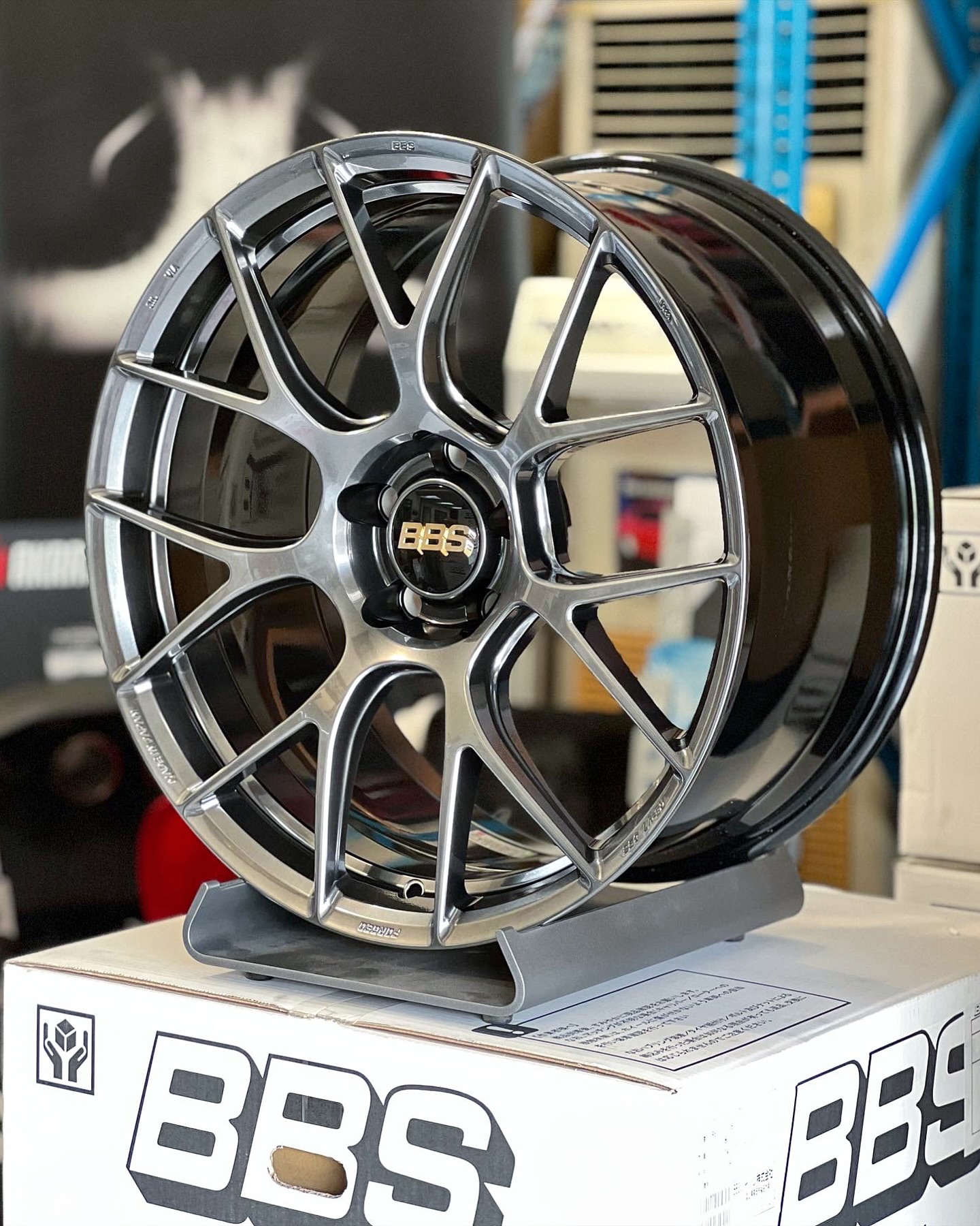 BBS RE-V7 in Diamond Black (DB) finish. Shown is the 19x9.5 spec