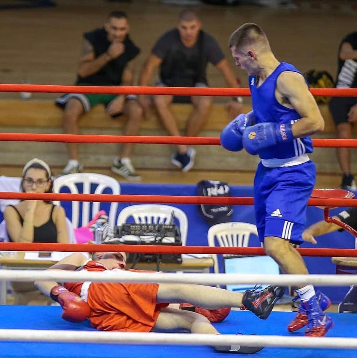 Boxing base +Jab-cross-hook-uppercut 🥊⤵️ + HOW TO THROW DIRECT PUNCHES ...