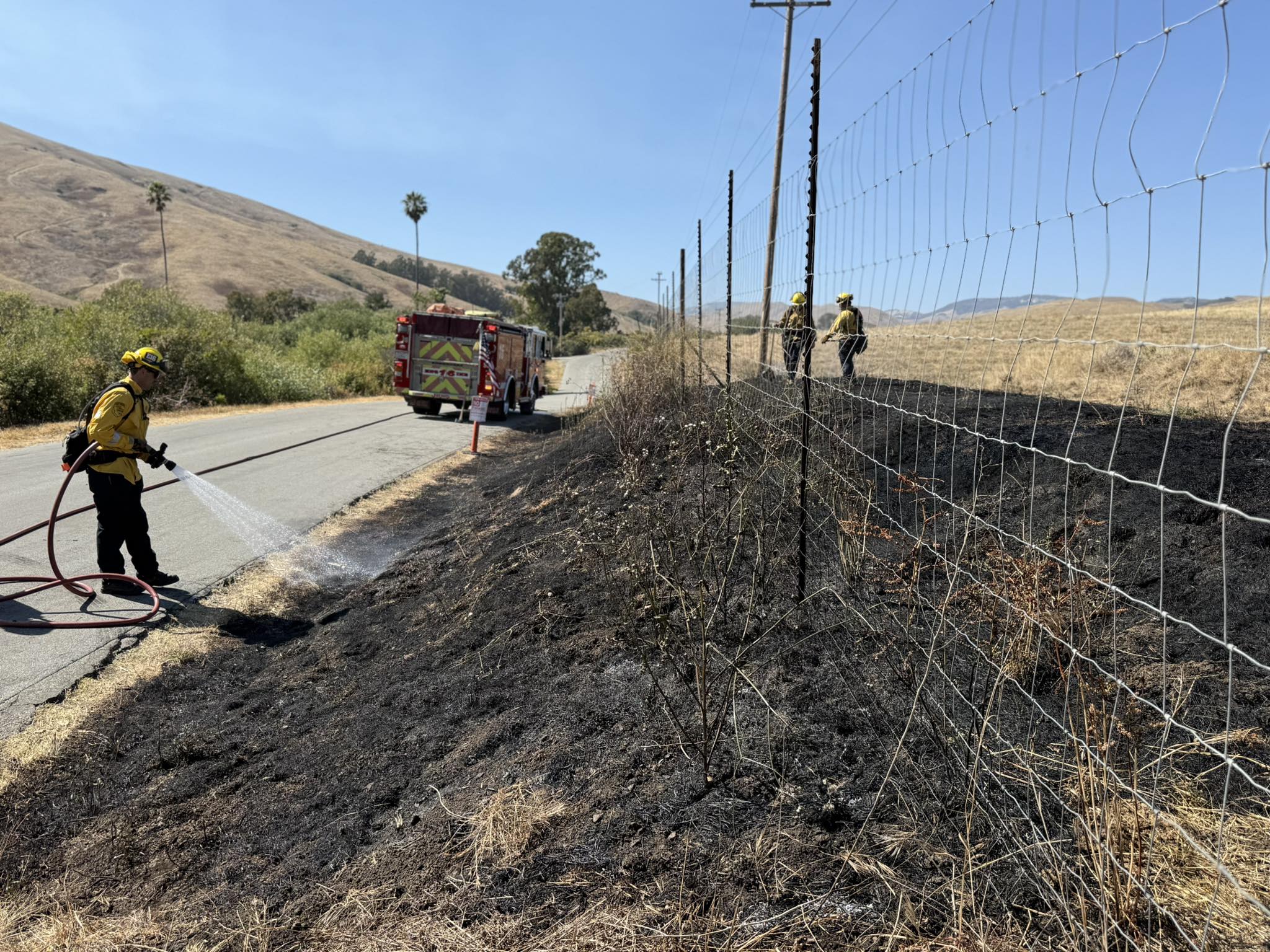CAL - Vegetation Fire – Cayucos CAL FIRE SLO and County Fire responded ...