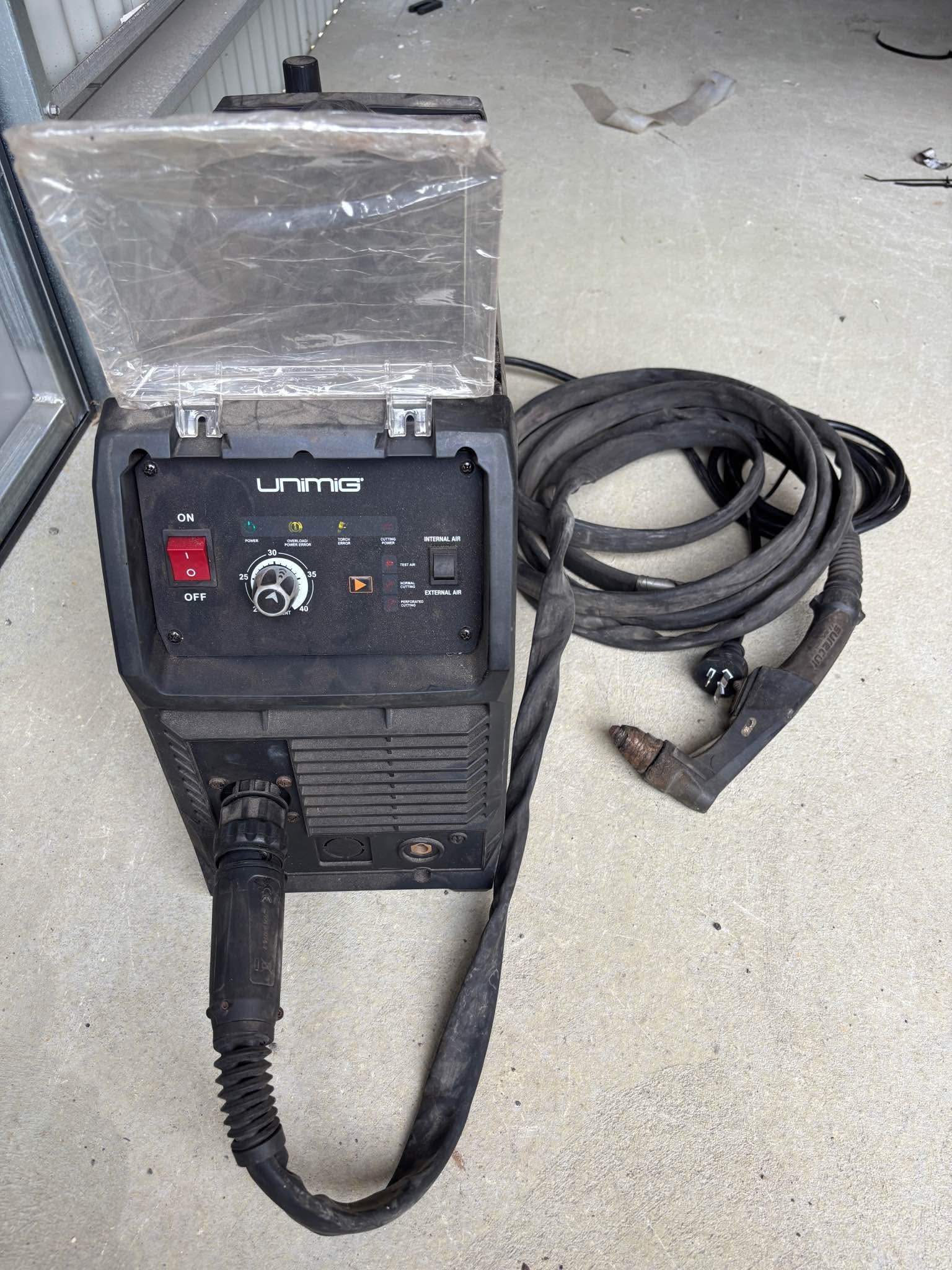 Unimig Razor Cut 40 Air Plasma Cutter - Air Tools - Wyee, New South ...