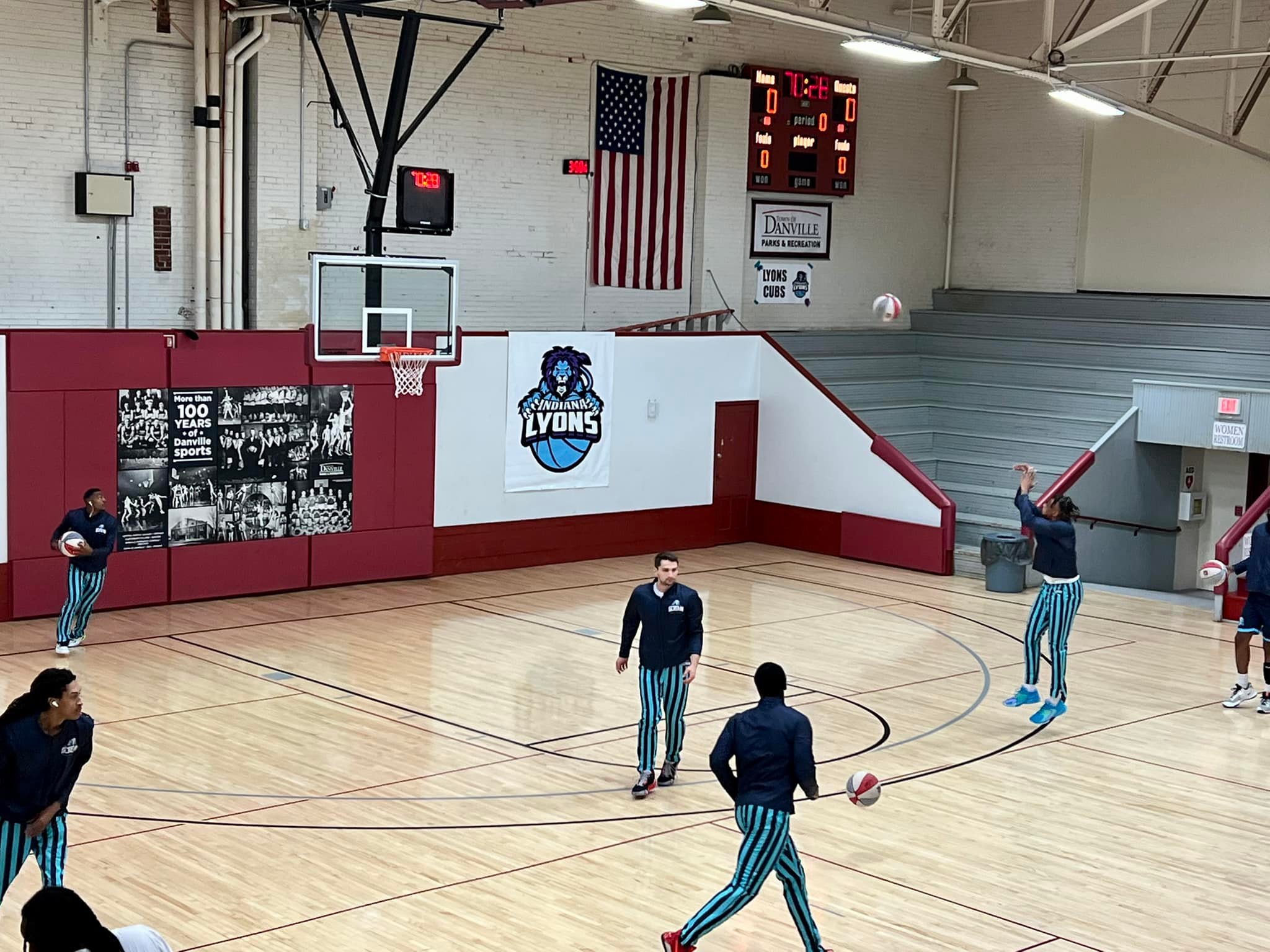 Indiana Lyons - The Excelsior Springs Scream are here,...