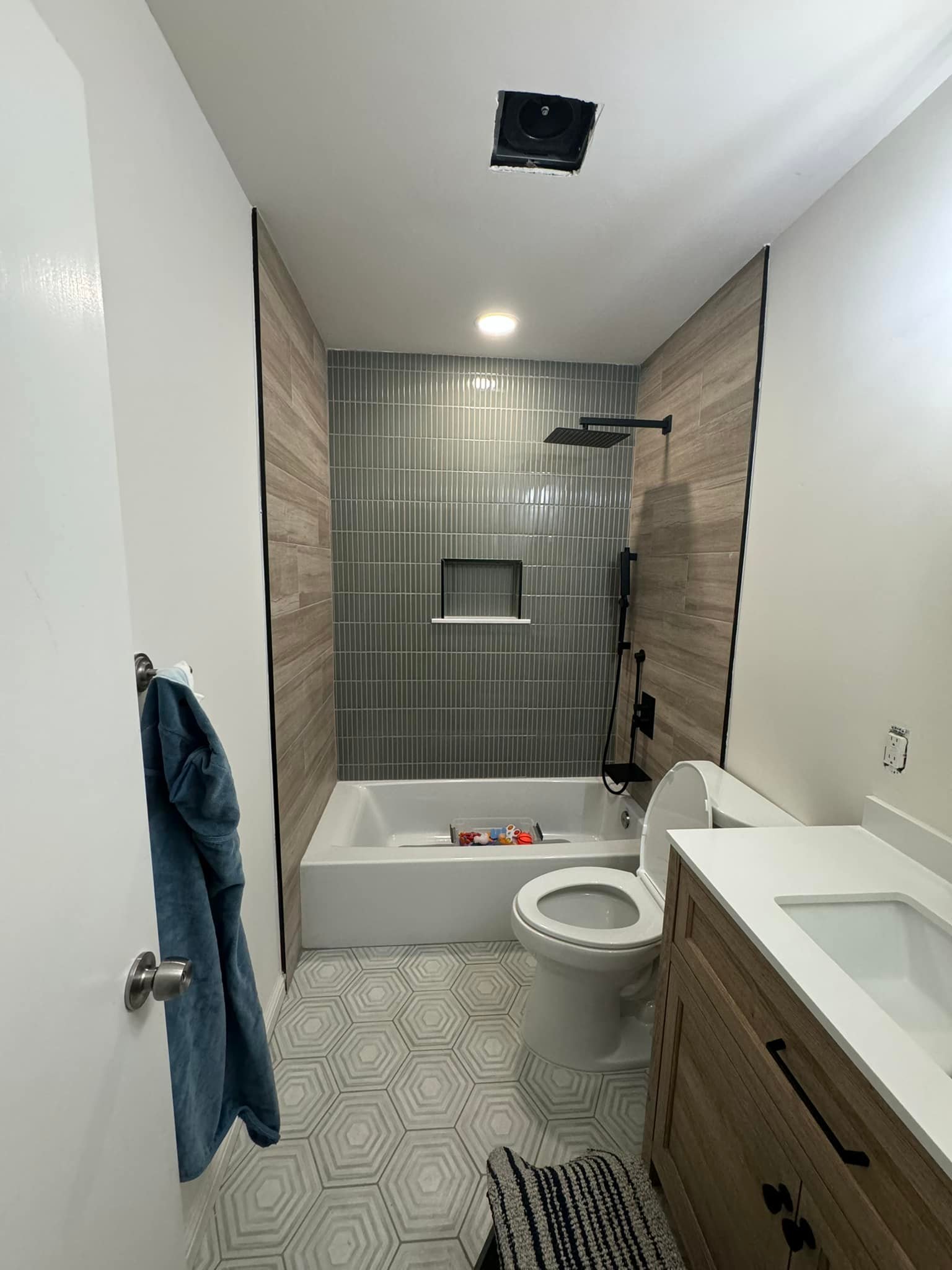 Rocha-Rocha Tile & Stone