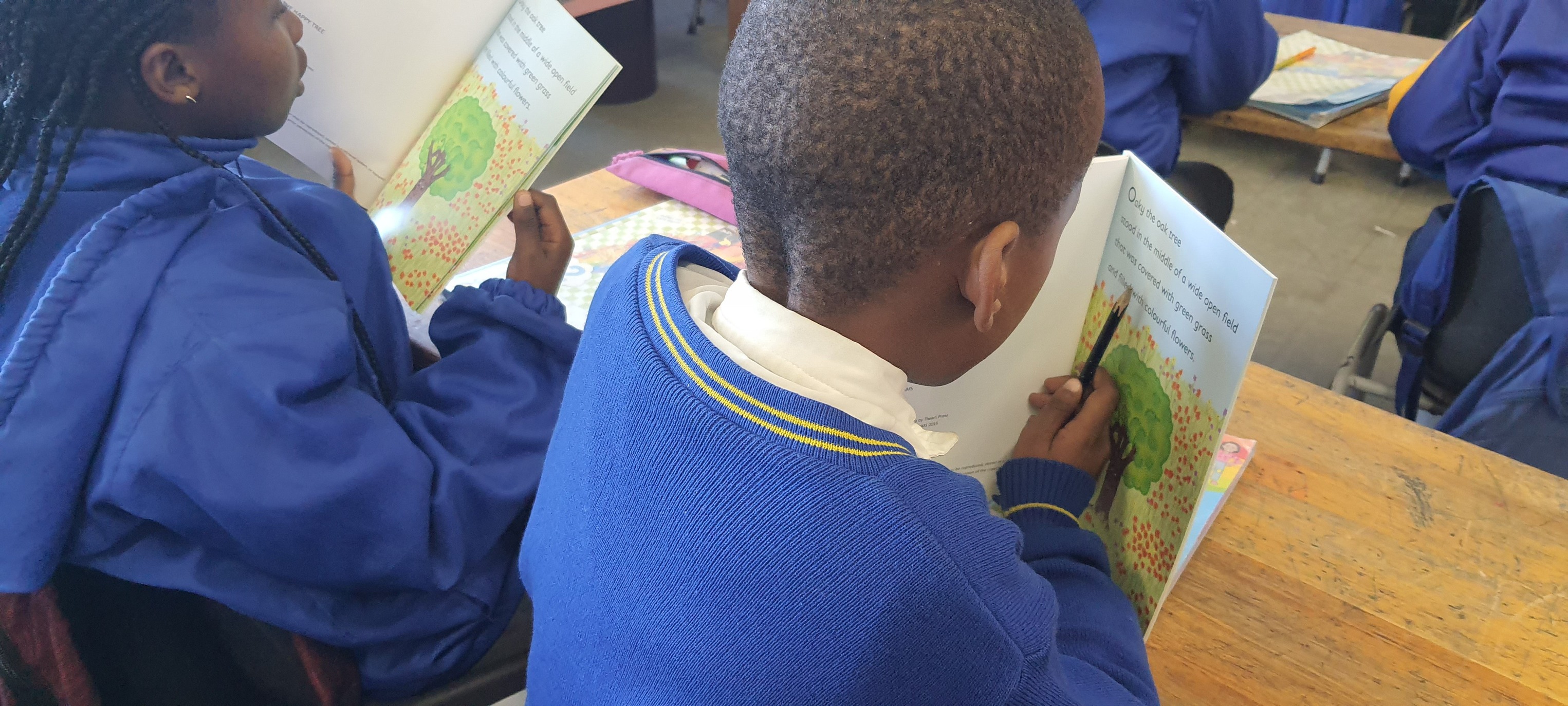 Read to Rise - This morning we visited Spineview Primary... | Facebook