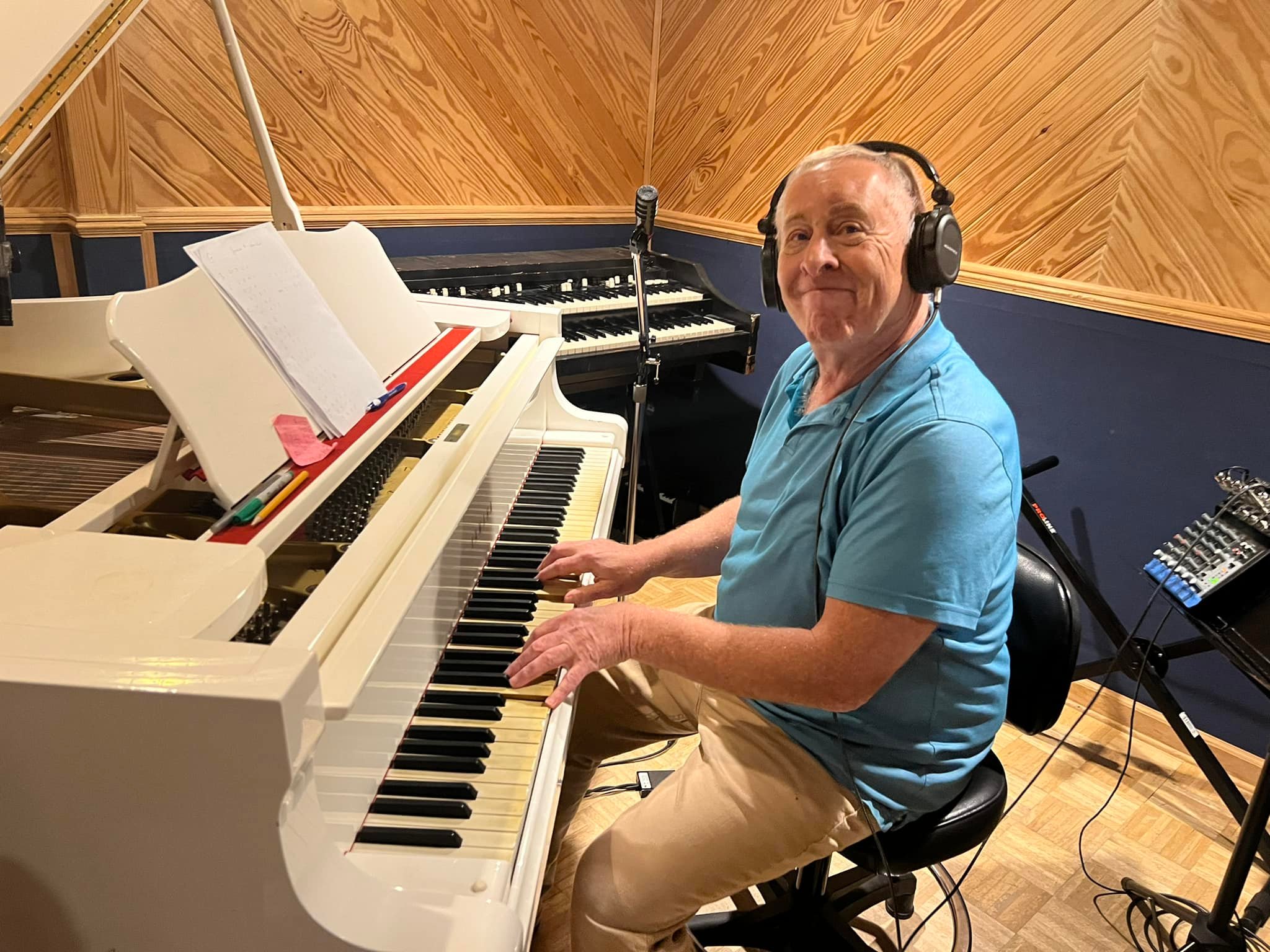 Red Ridge Entertainment | Nashville TN