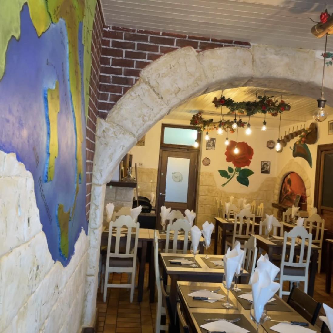 Trattoria Pizzeria -... - Trattoria Pizzeria - Mamma Rosa