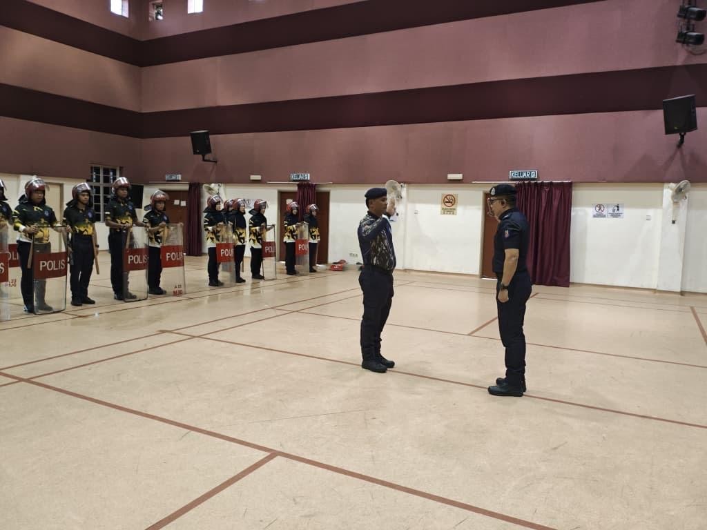LATIHAN ULANGKAJI LIGHT STRIKE... - Polis Daerah Manjung | Facebook