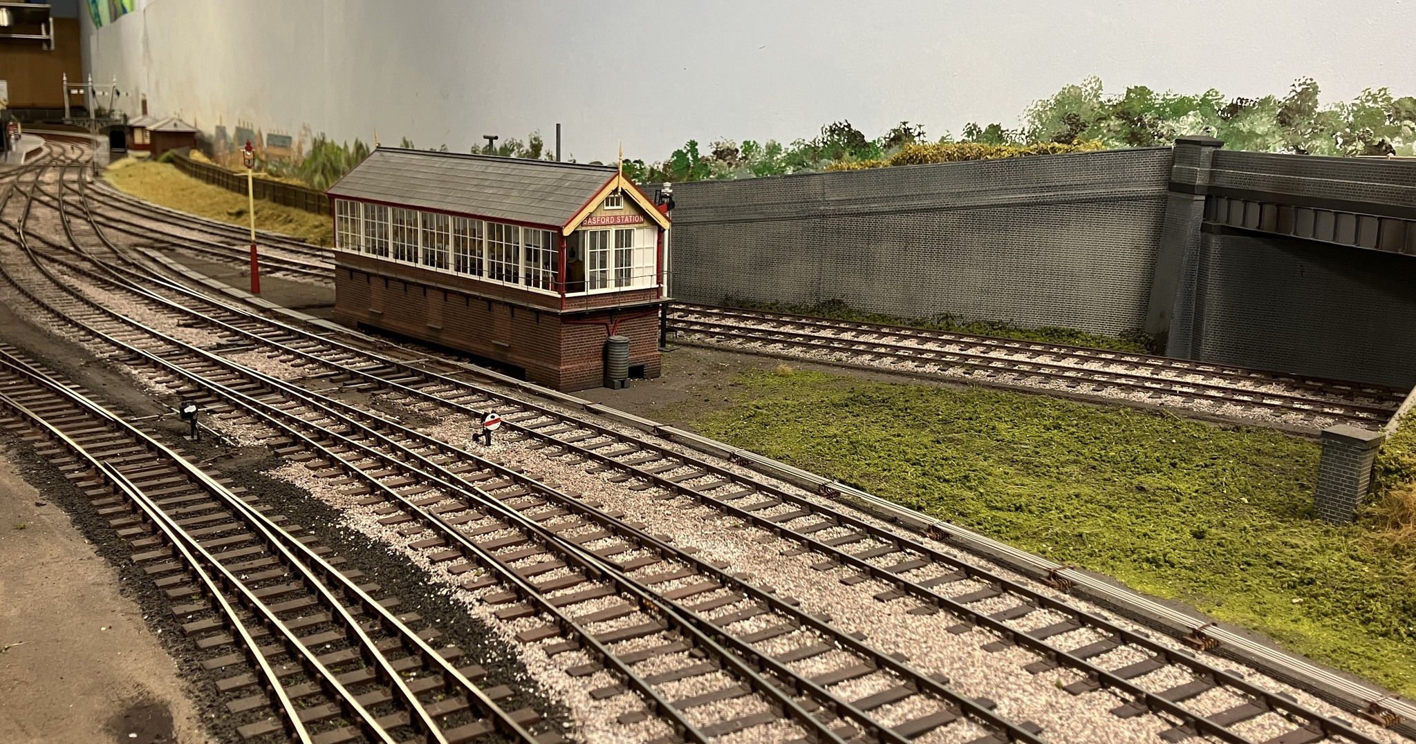 The Derby - The finished rodding, with just one section to lay in the ...