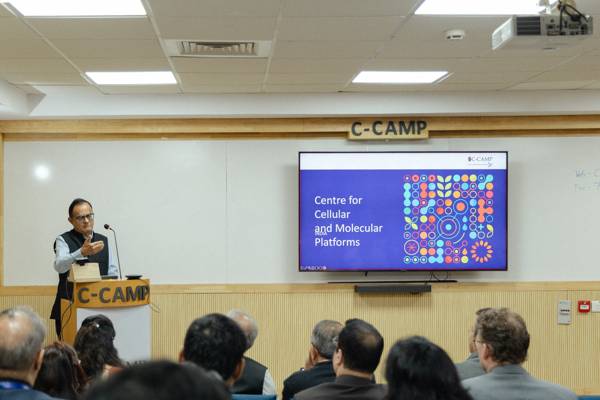 Centre for... - Centre for Cellular and Molecular Platforms