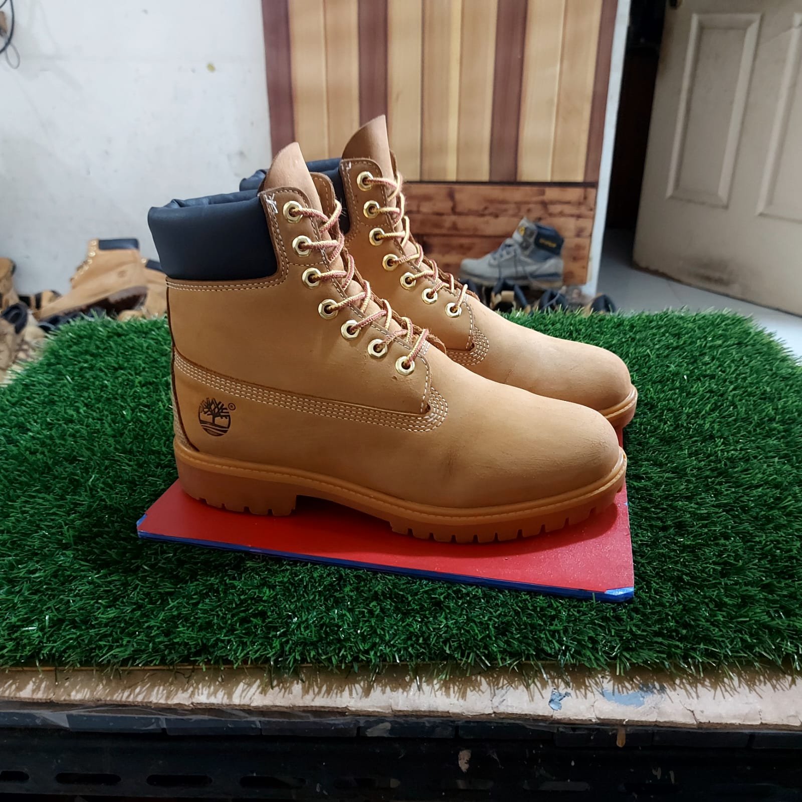 ? 100% ORIGINAL MONEY BACK GUARANTEED Brand : Timberland Product 