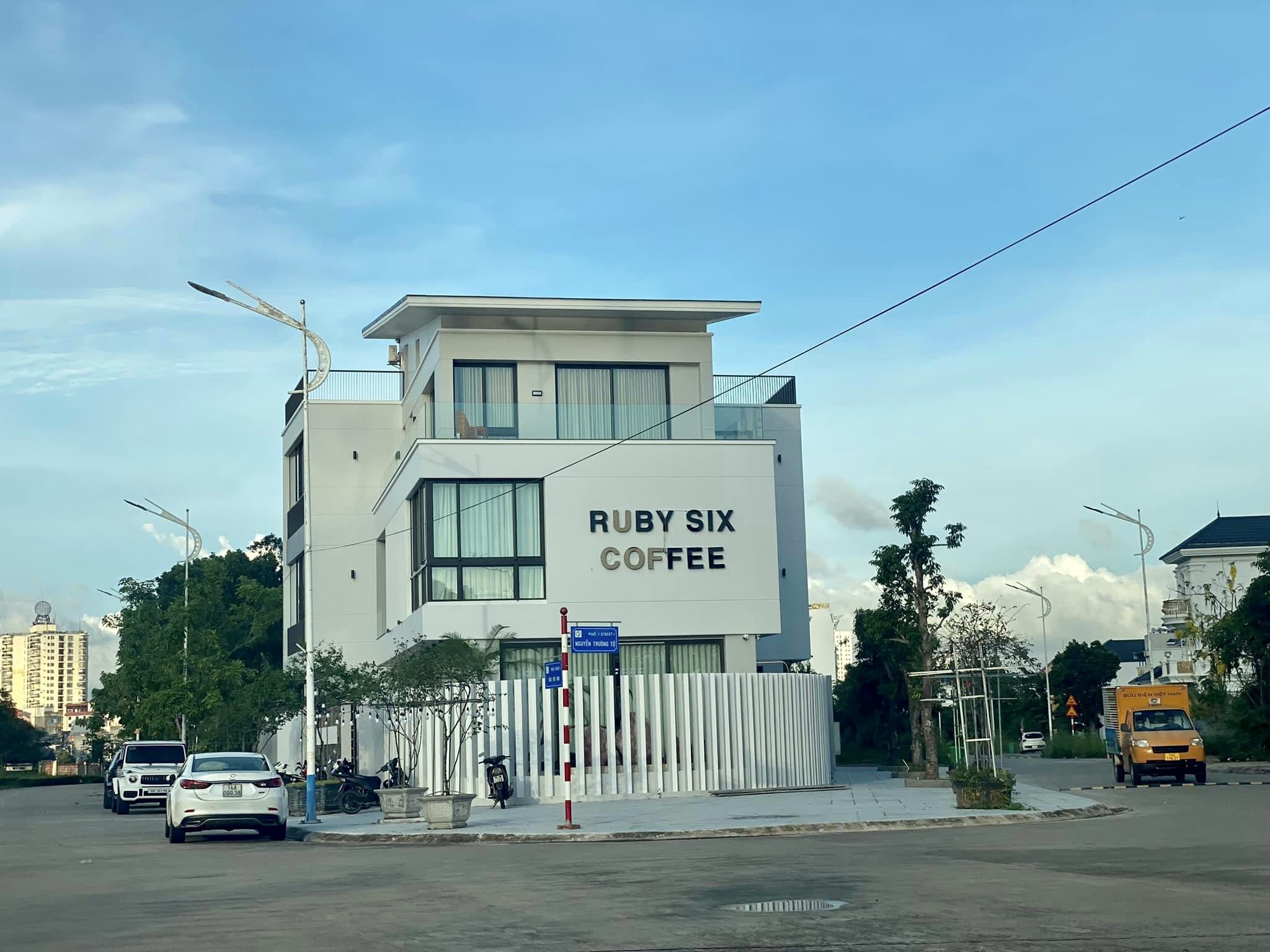 RUBY SIX Coffee | Móng Cái
