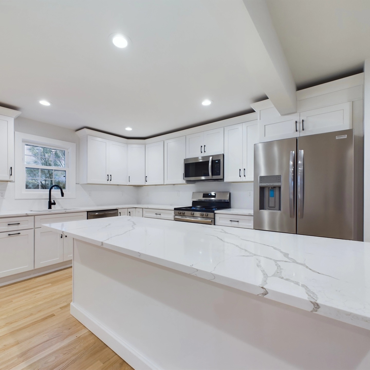 Marc Rizzo, Remax Welcome Home