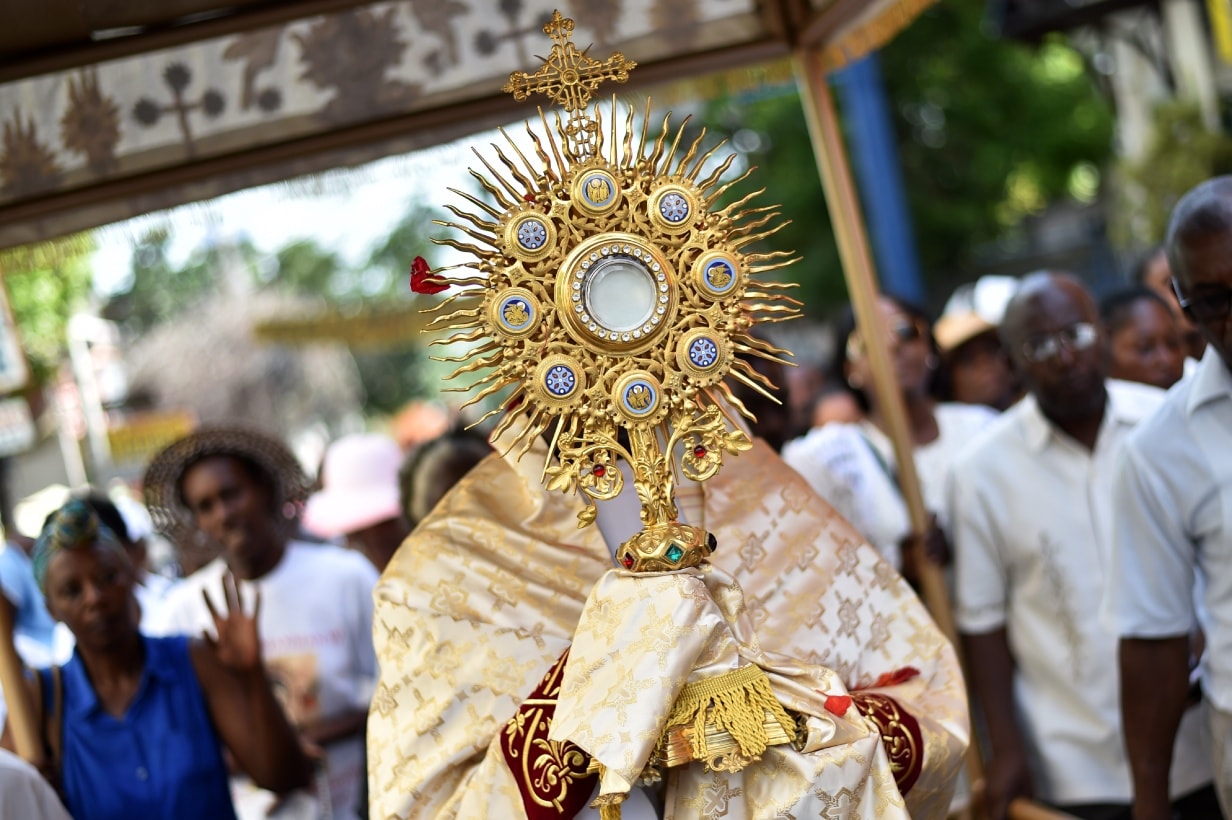 Catholic - HOMILY OF SOLEMNITY OF THE CORPUS CHRISTI — YEAR C HOMILY ...