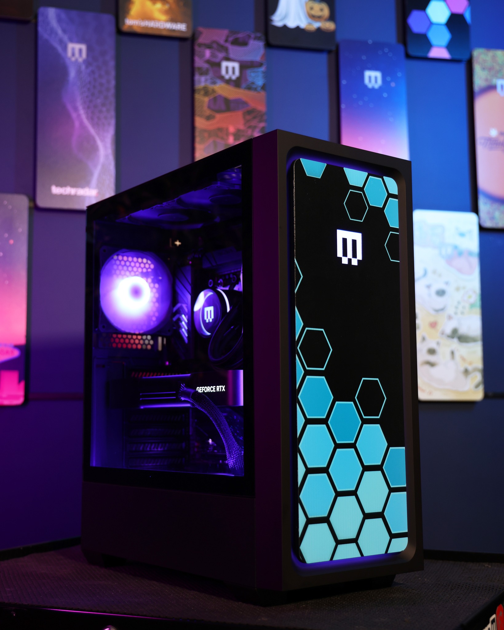 🌊 The Koi panel makes a splash in our... - MAINGEAR Computers | Facebook