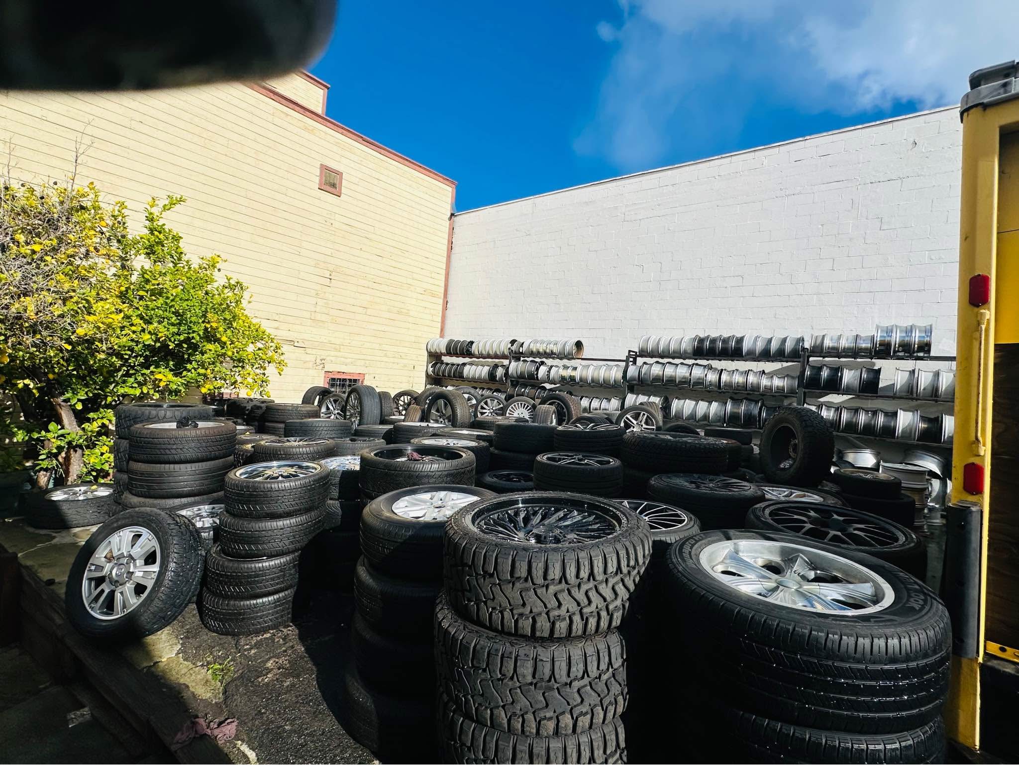 19 Inch wheel With Michelin Tire 245/35/19 - Car Wheels, Tires & Parts ...