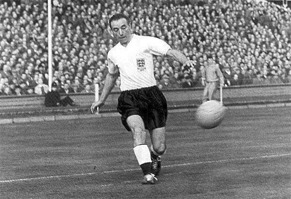 Protège-tibias De Football Signés Stanley Matthews - Ligue Du Yorkshire Circa 1950, Pièce Rare Collector