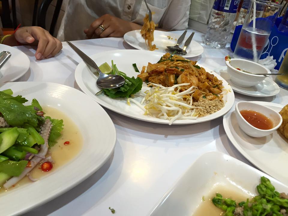 Visit... - ร้านอาหารพื้นเมืองภูเก็ต-กินดี Kin Dee restaurant