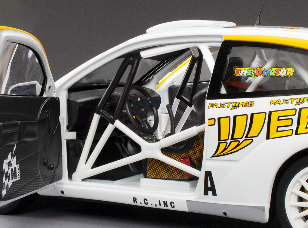 Pre-order 1:18 Ford Focus RS WRC '05 model by Sun Star Models