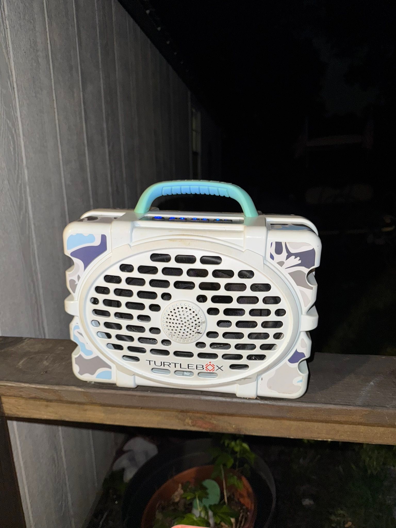 Turtlebox owners | My gen 2 was sounding “scratchy” when it was on low ...