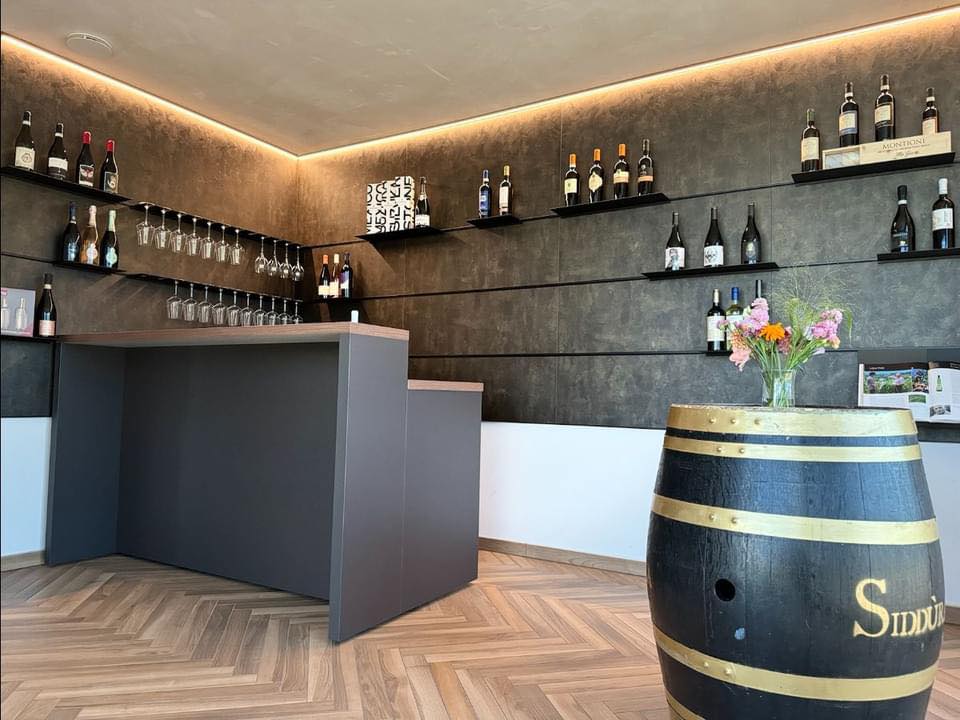 Vinilicious - Proost op het weekend! 🥂 Onze wijnshop is elke zaterdag ...