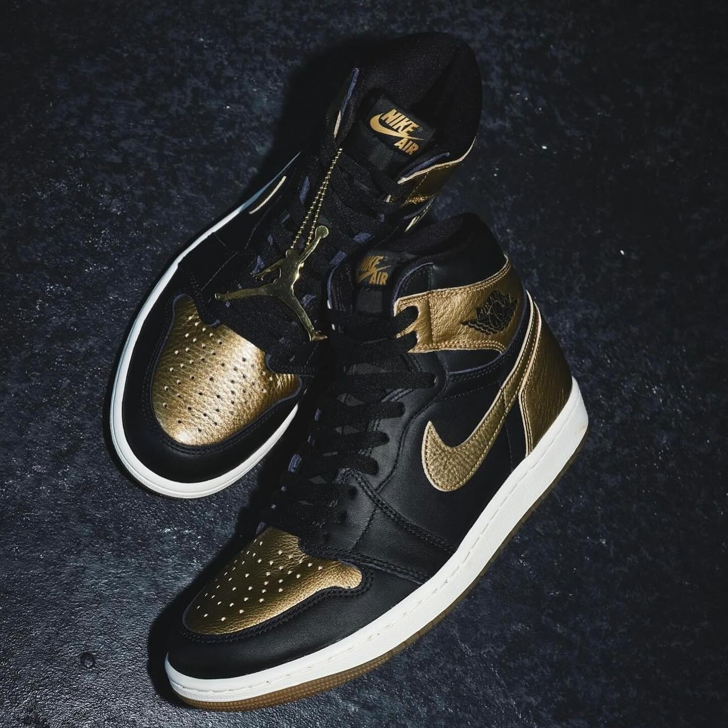 Nike Air Jordan 1 High Zoom Comfort 2 EU 38 – 44.5 / 209€⁣ asphalt 