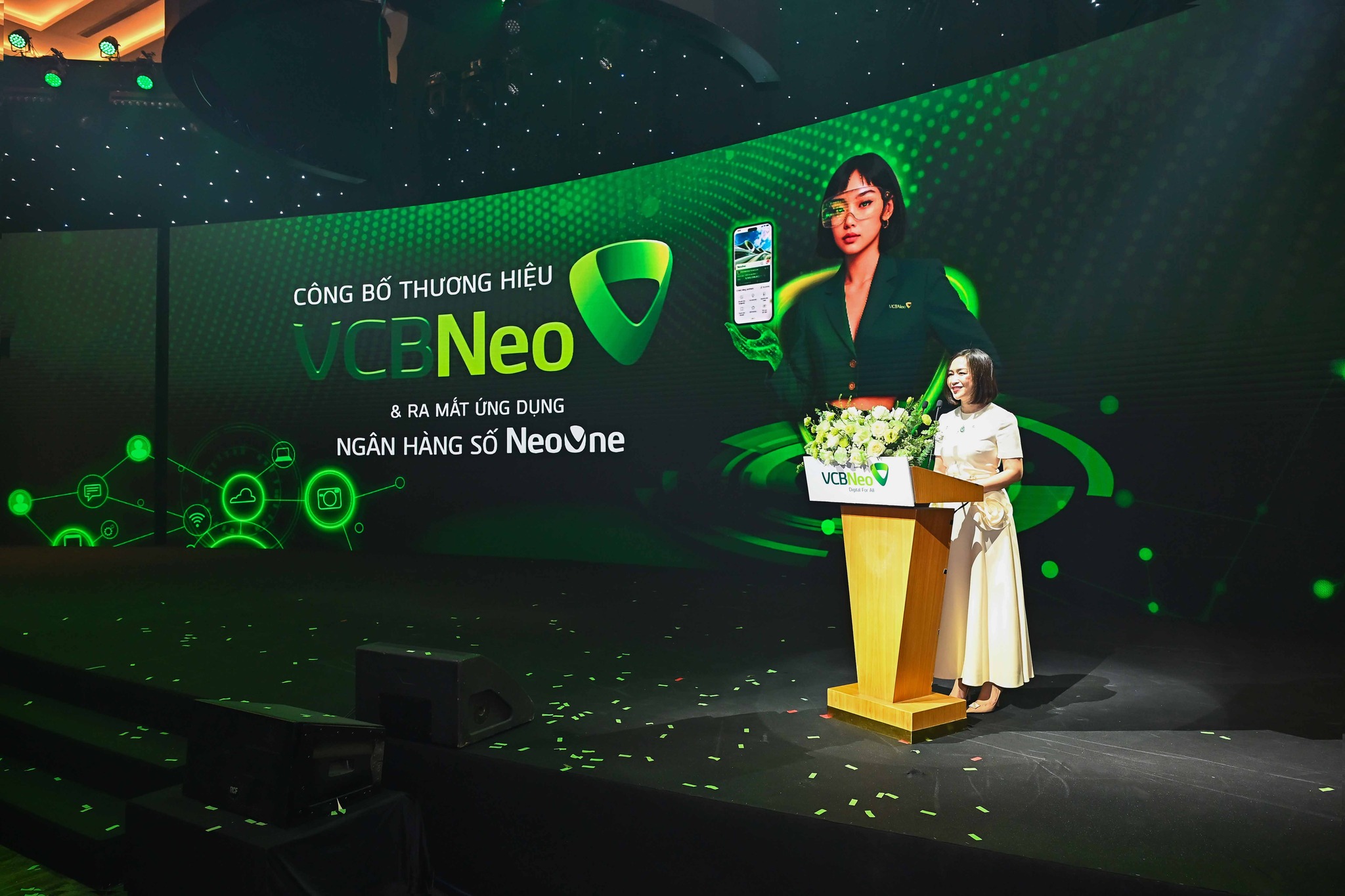Vietcombank - Bà Nguyễn Thị Kim Oanh - Thành viên Hội đồng quản 