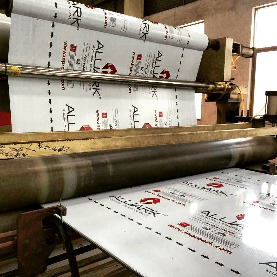 IARK - El panel de aluminio compuesto ALUARK es fabricado con altos ...