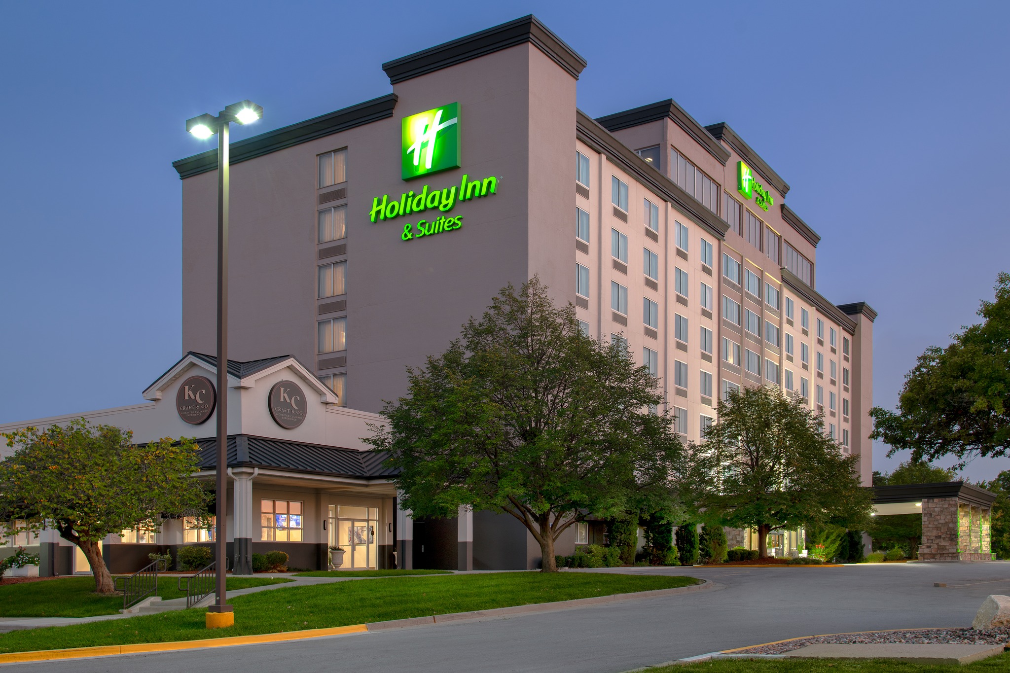 Holiday Inn Rock Island - Quad Cities - Come visit us at the QC Fall ...