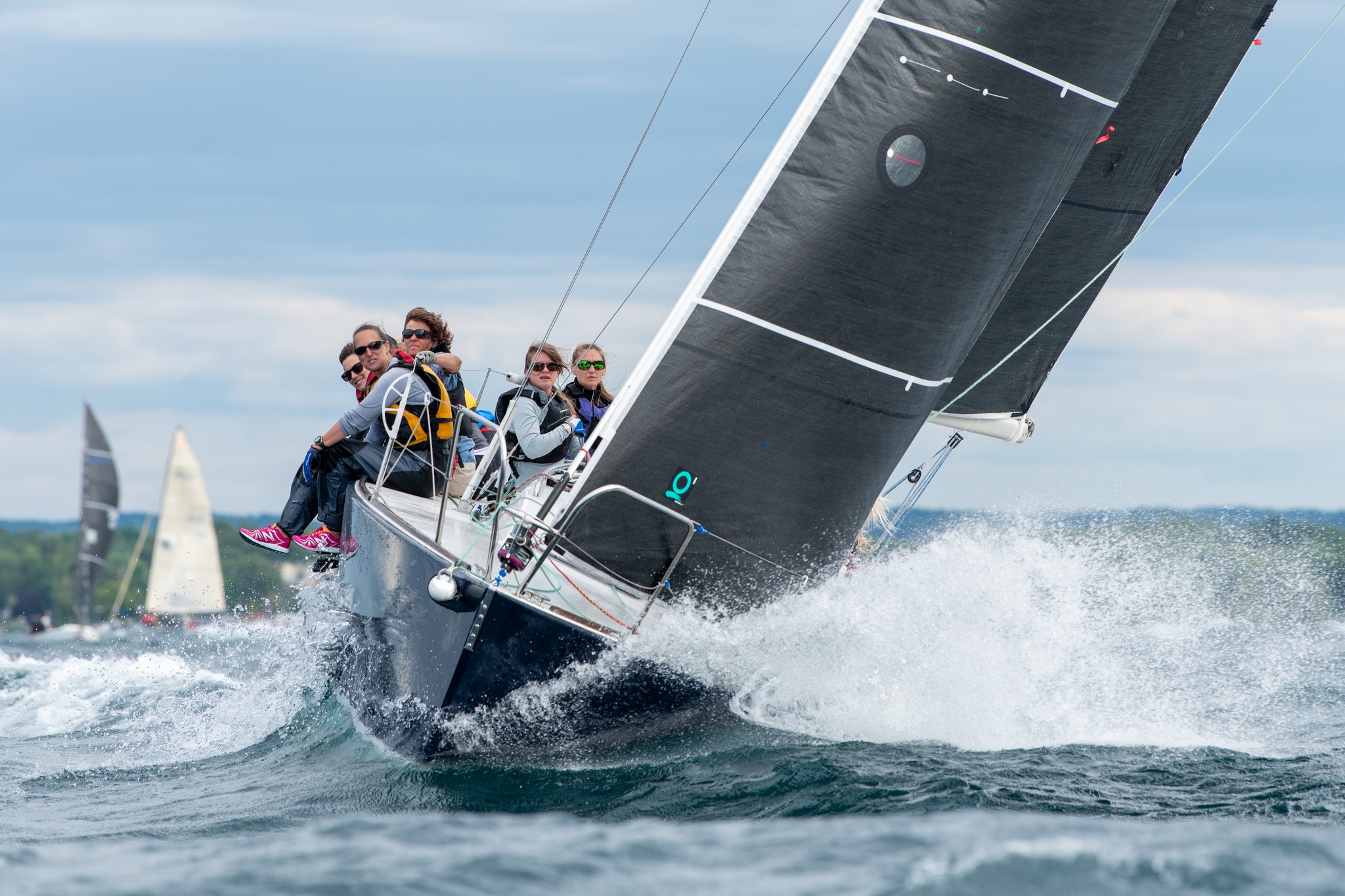 Quantum - Weeknight racing is ramping up. You're registered, the boat's ...