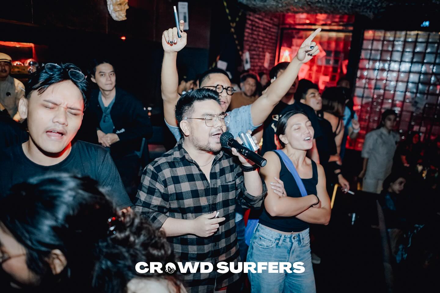 Crowd Surfers