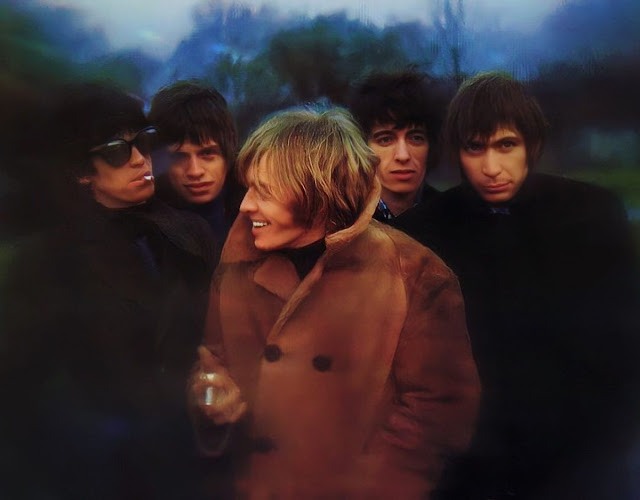 Nov 14, 1966: The Stones shoot the album cover for LP 'Between The