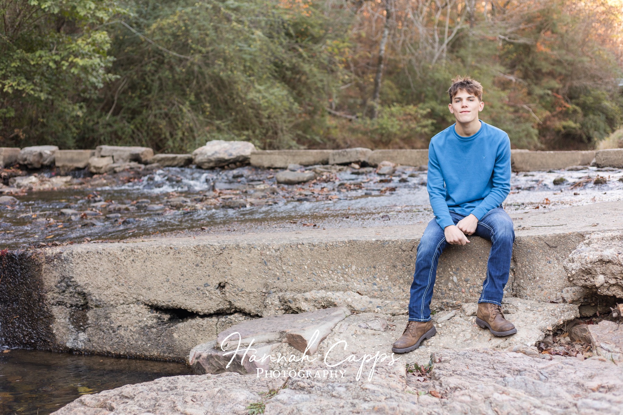 🎓🍂 Senior portraits are always... - Hannah Capps Photography | Facebook