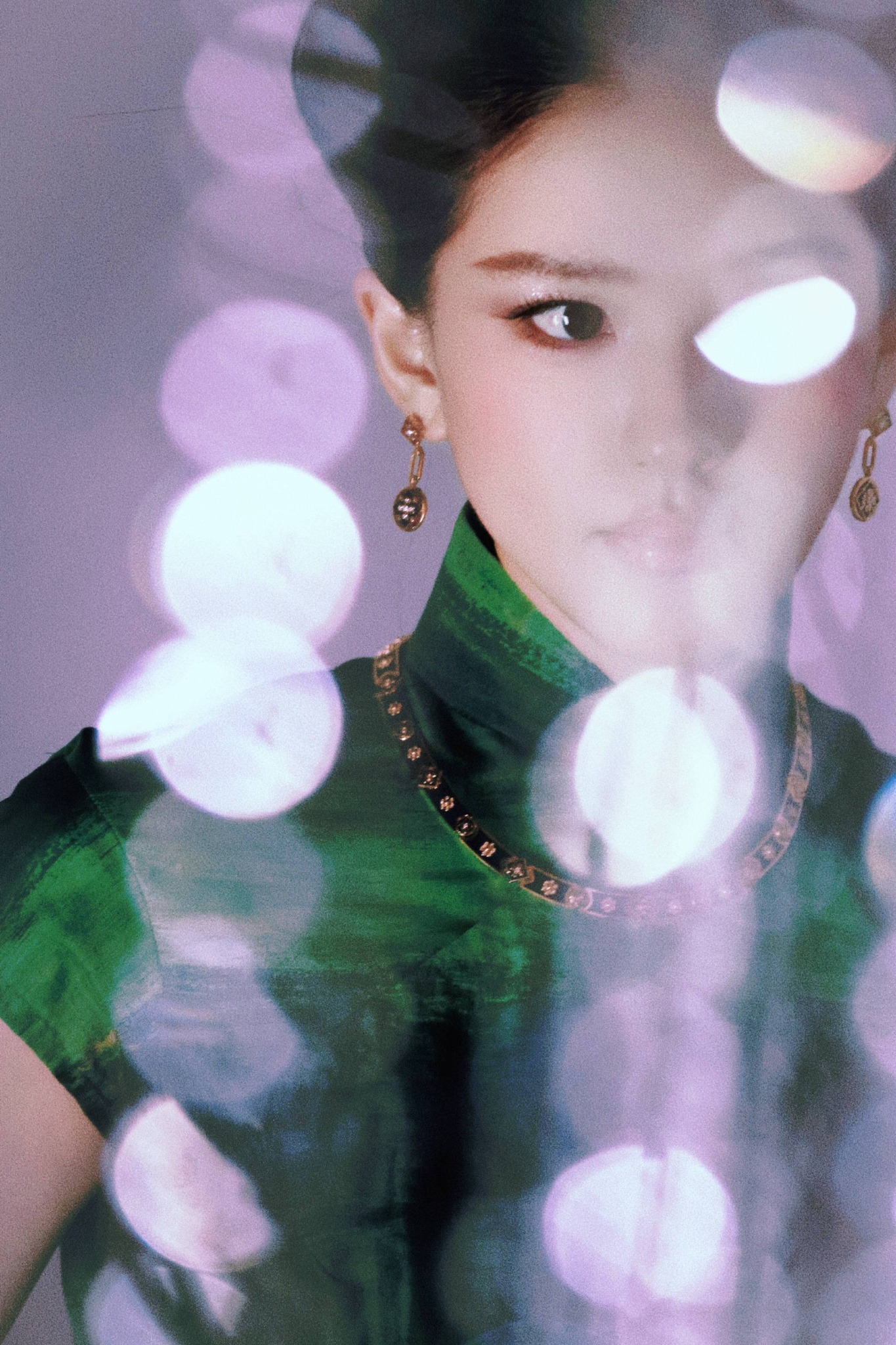zhao lusi green dress Lusi's Studio Update Surging with a majestic within her life, she ultimately blossomed into a resounding spring. 🍃 #ZhaoLusi 080626MD-70%