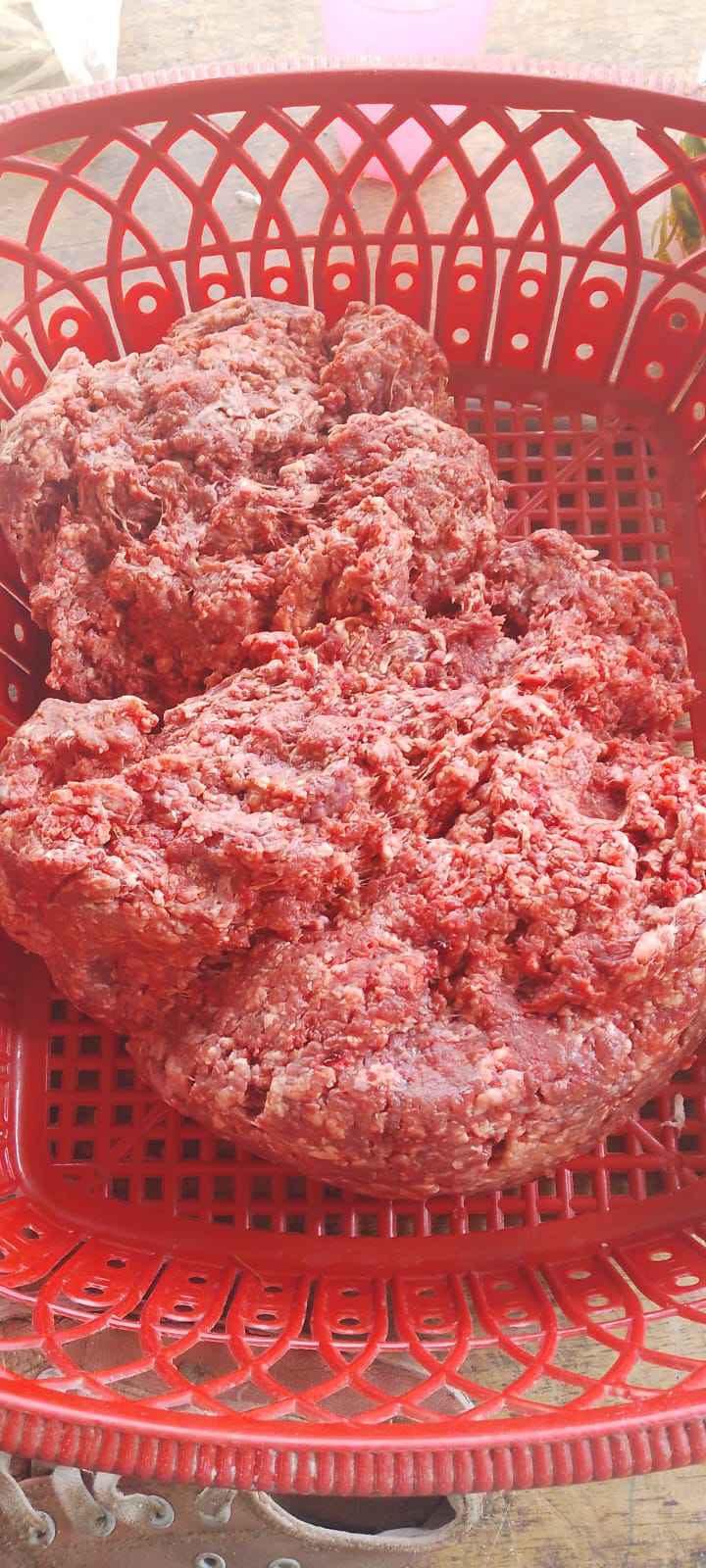 Carne molida de carne de cachete blando ah 33 el kilo y entera ah 30 ...