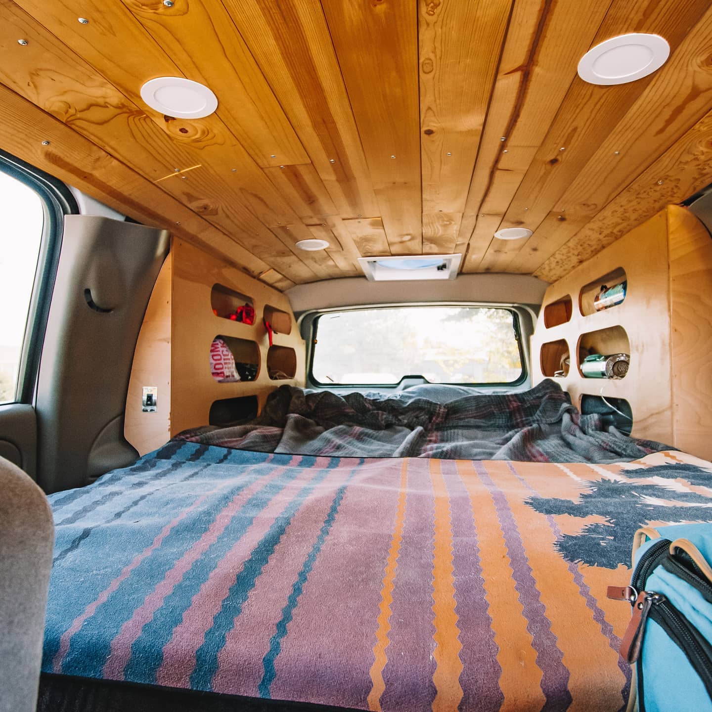 Suboverland - Suburban Camper☆☆☆ - - - - - - - #chevysuburban # ...
