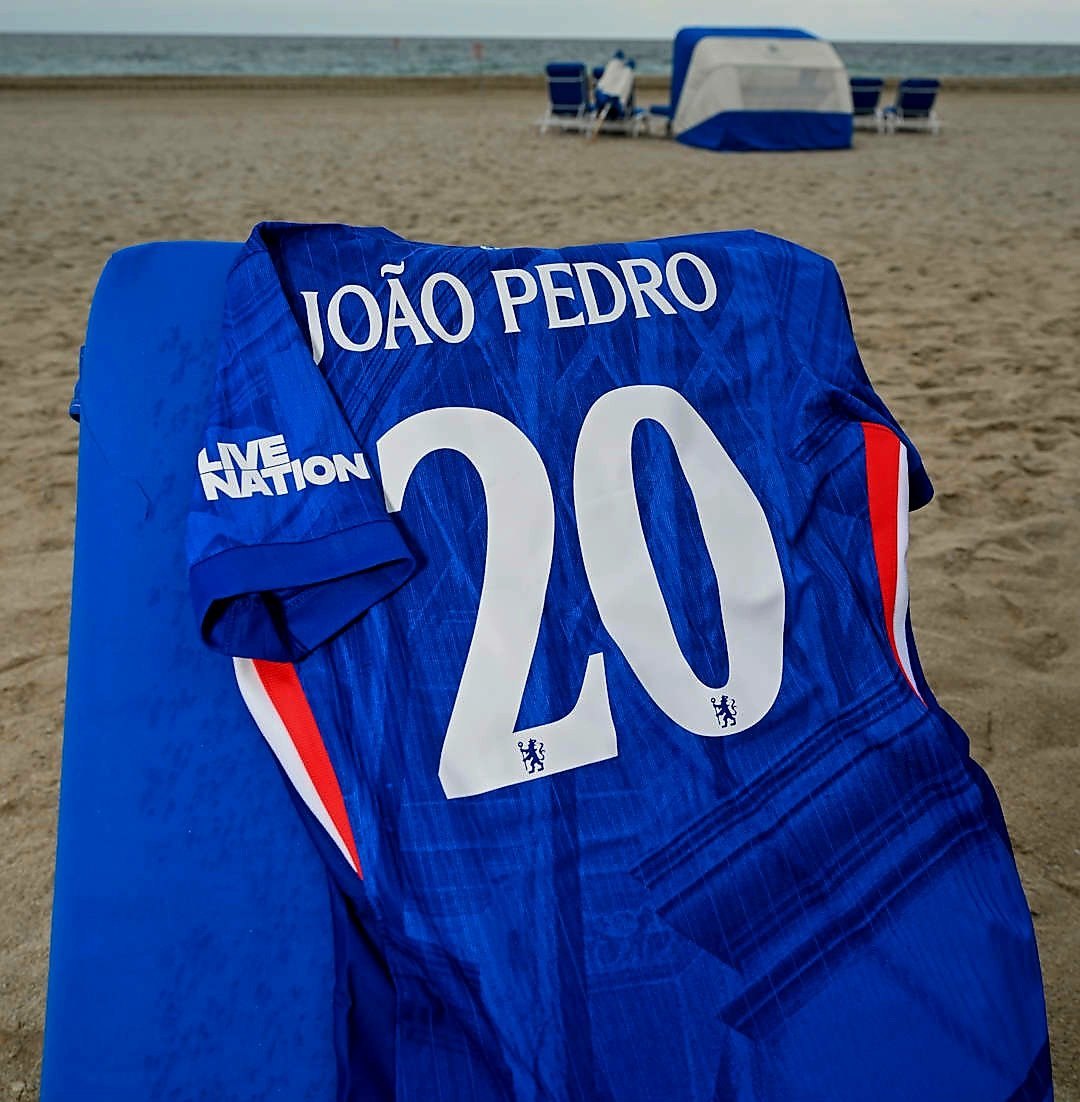 Joao Pedro will wear the number 20 shirt