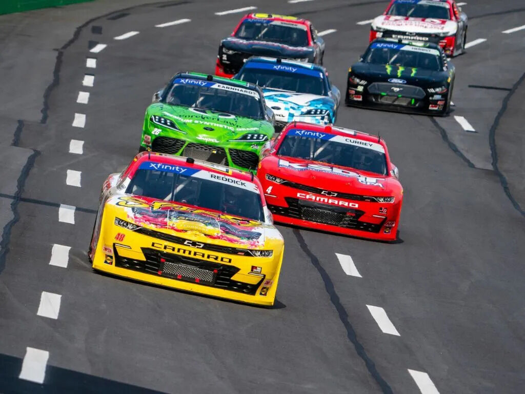 Allen - 🔥 NASCAR vs. F1 – Who’s Got More Skill? F1 drivers master ...
