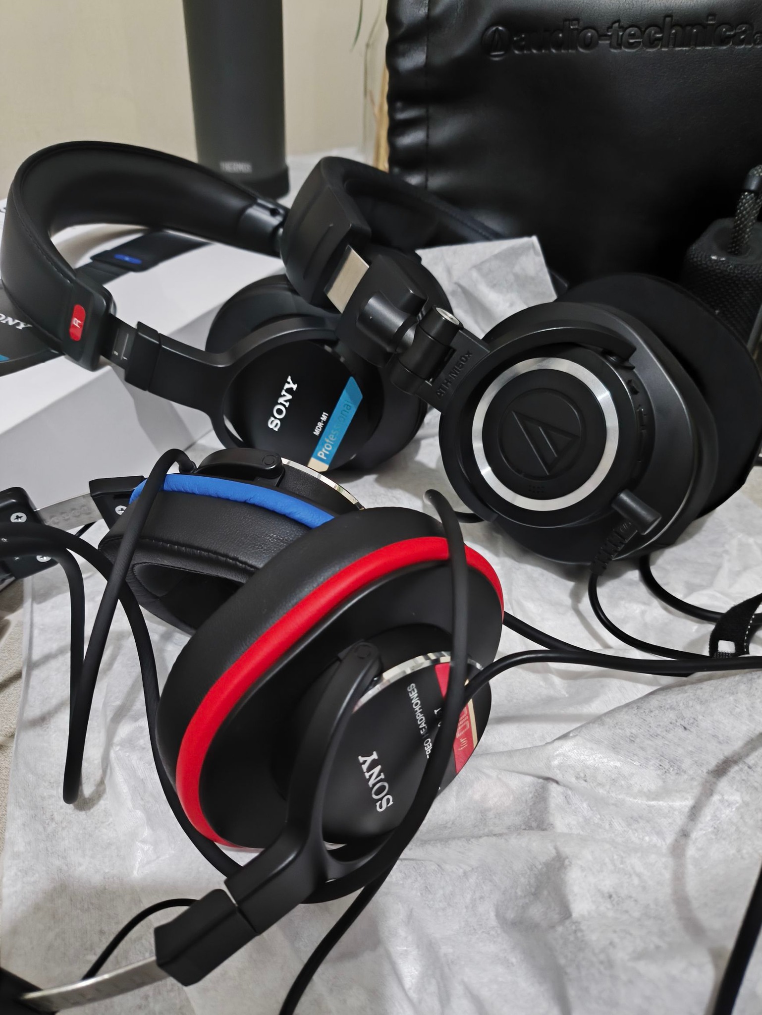 Sony has announced the h.ear on MDR-100A Hatsune Miku edition
