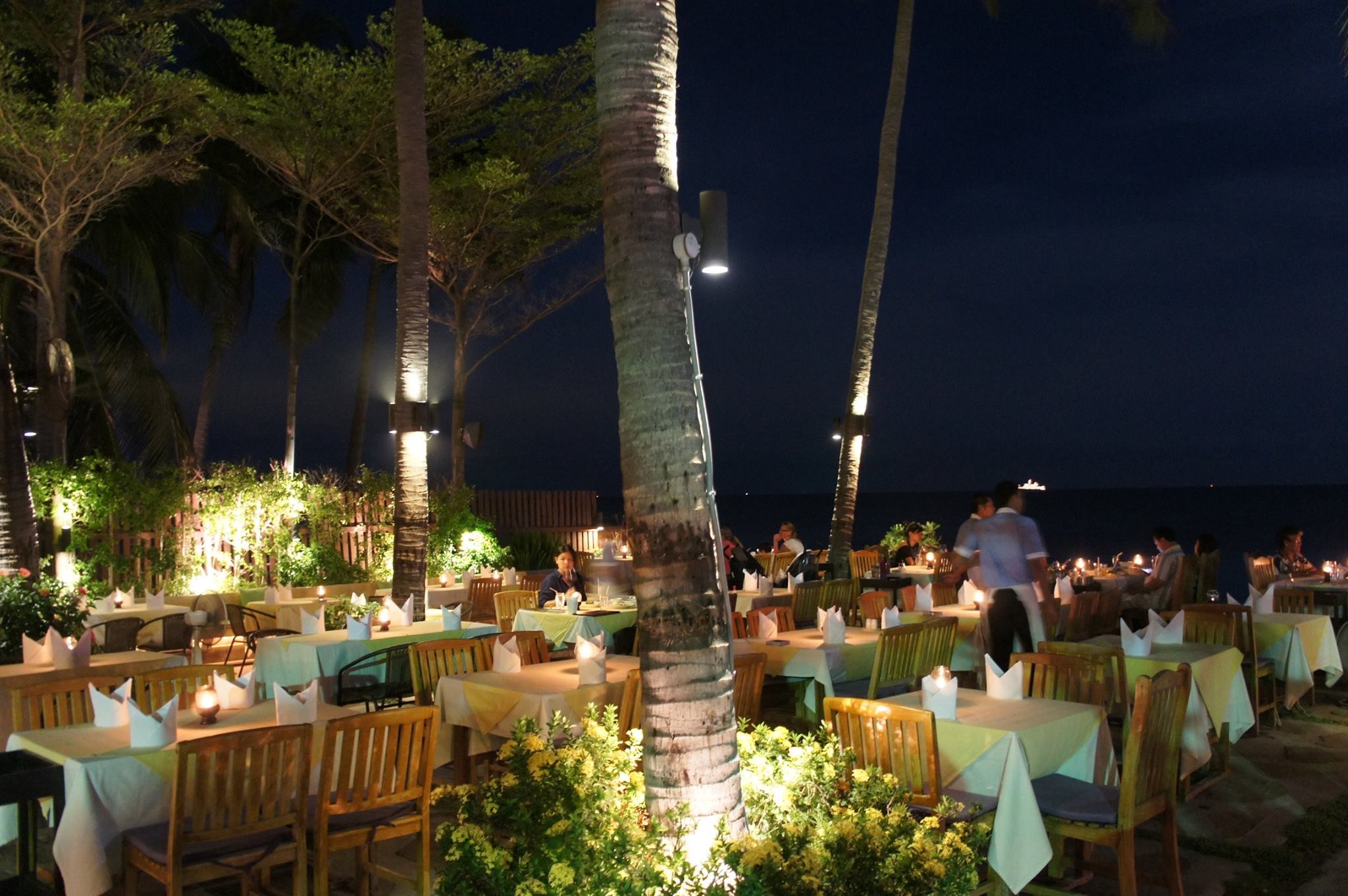 Coco51 Restaurant & Bar, by the Sea | Hua Hin