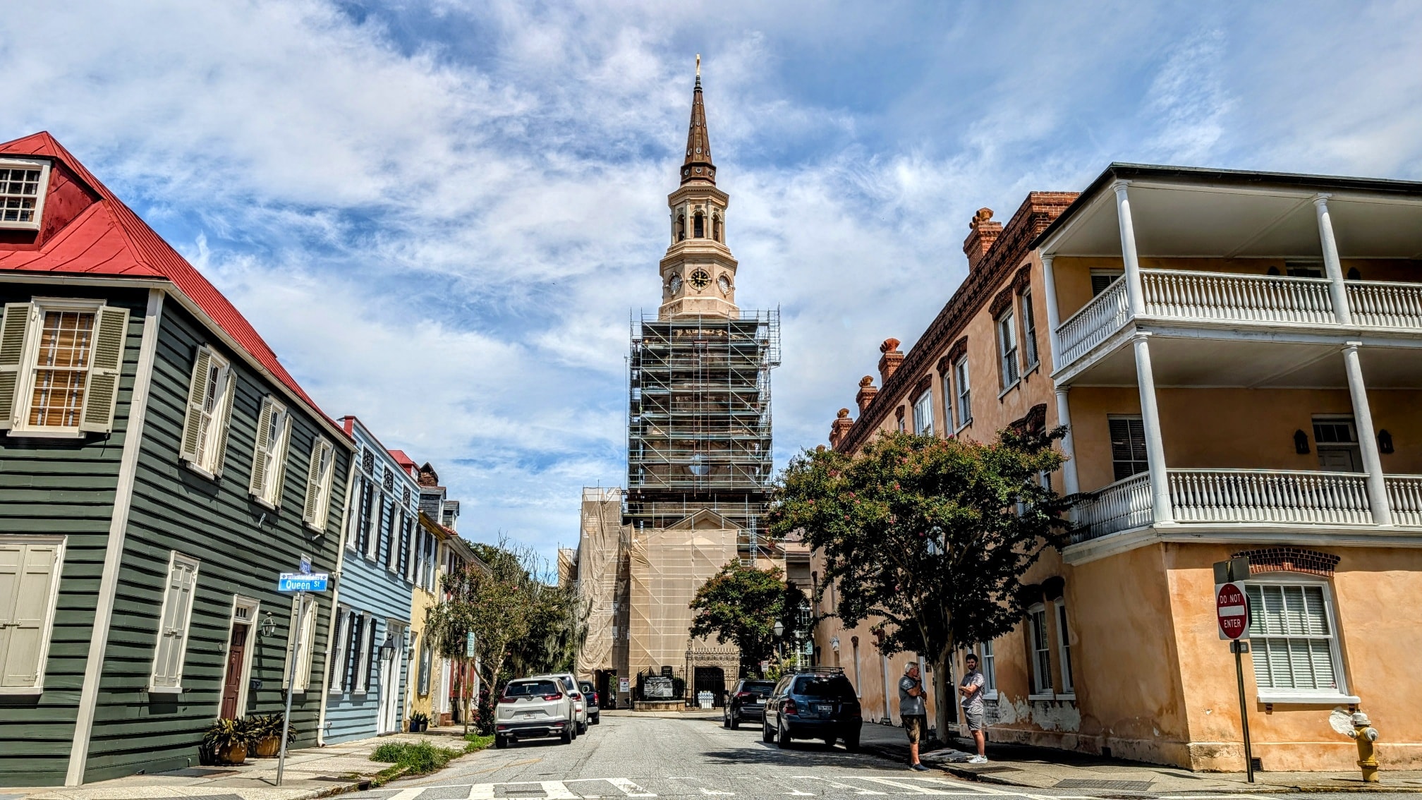 Glimpses - It takes a lot of work to keep Charleston so beautiful ...