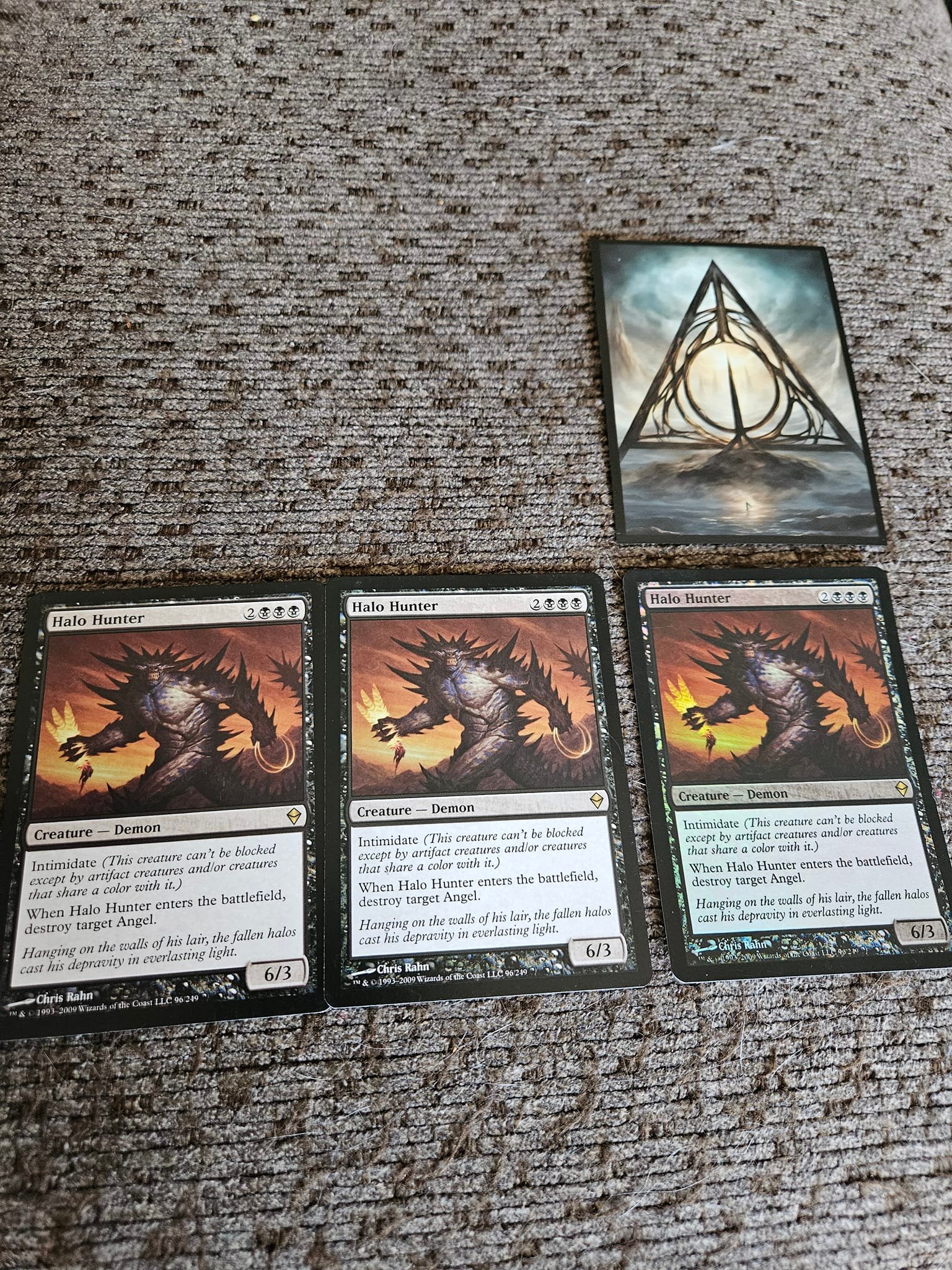 Appreciating halo foil in Magic: The Gathering