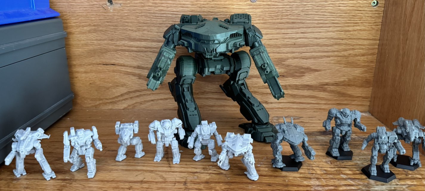 Upgraded KGC-KJ mech with Clan Gauss and pulse lasers
