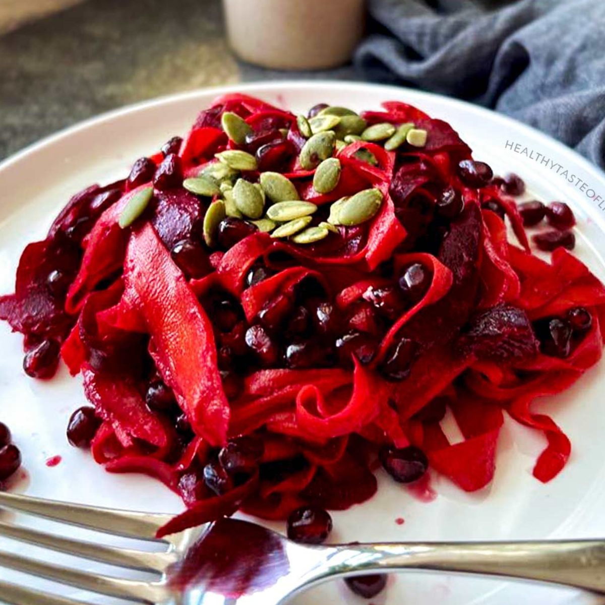 A vibrant beet and carrot ribbon... - Healthy Taste Of Life | Facebook