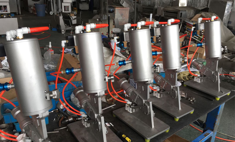 Hebei - 🍗 Efficient Packaging with Pneumatic Clipper Machine Our Whole ...