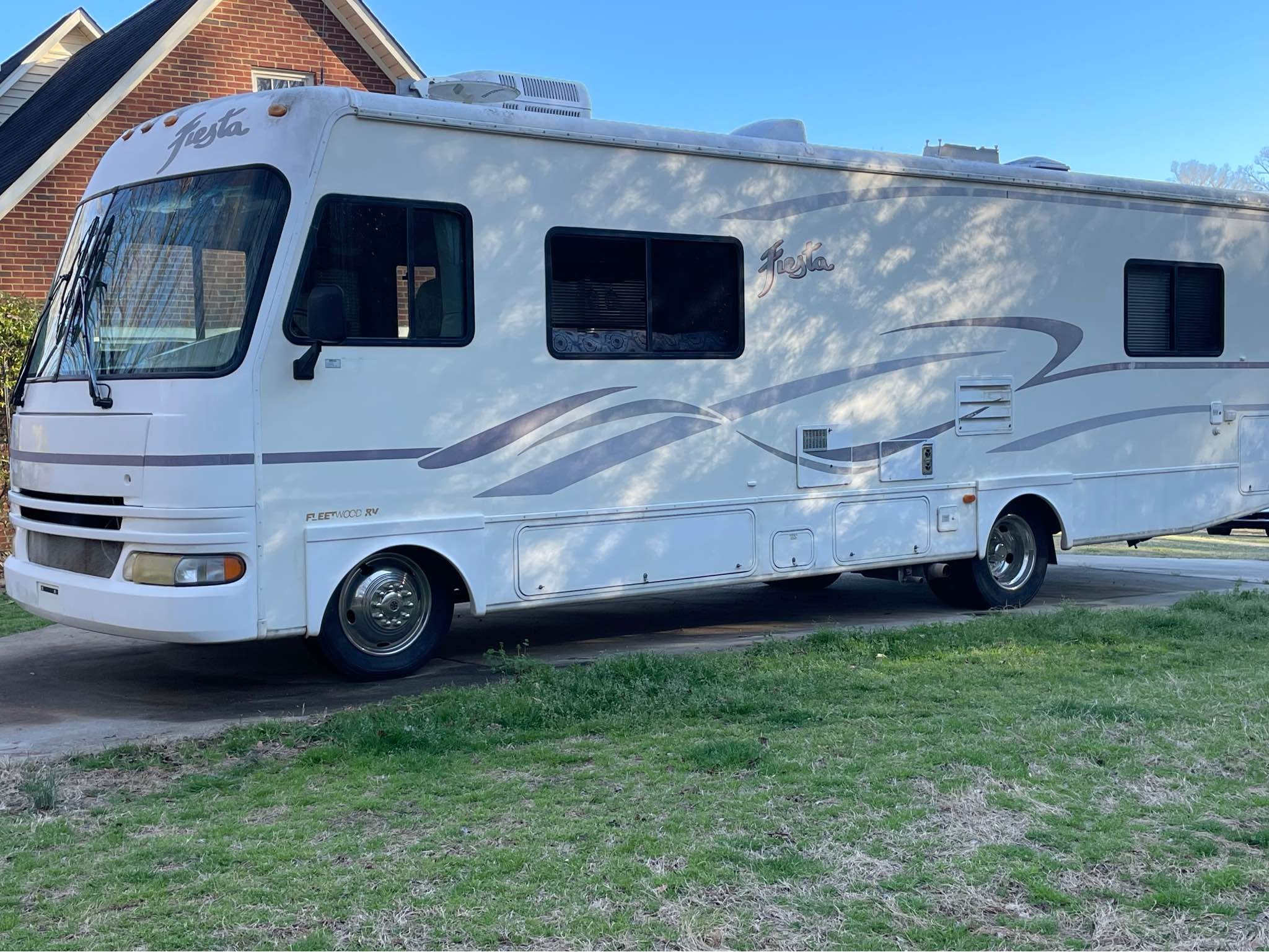 2002 Fleetwood Fiesta RV - RVs & Campers - Blythewood, South Carolina ...