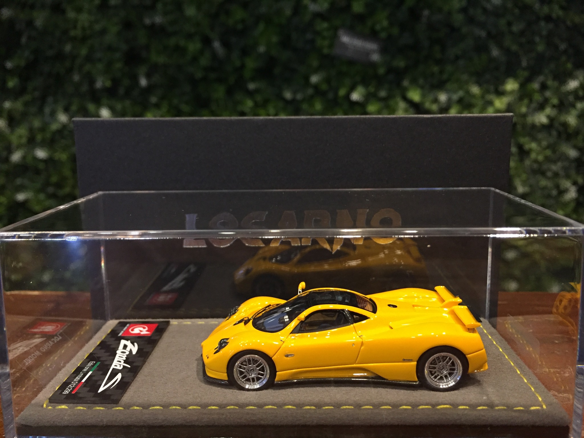 Locarno 新到貨 New arrivals! 1/64 Pagani Zonda S Geneva Silver