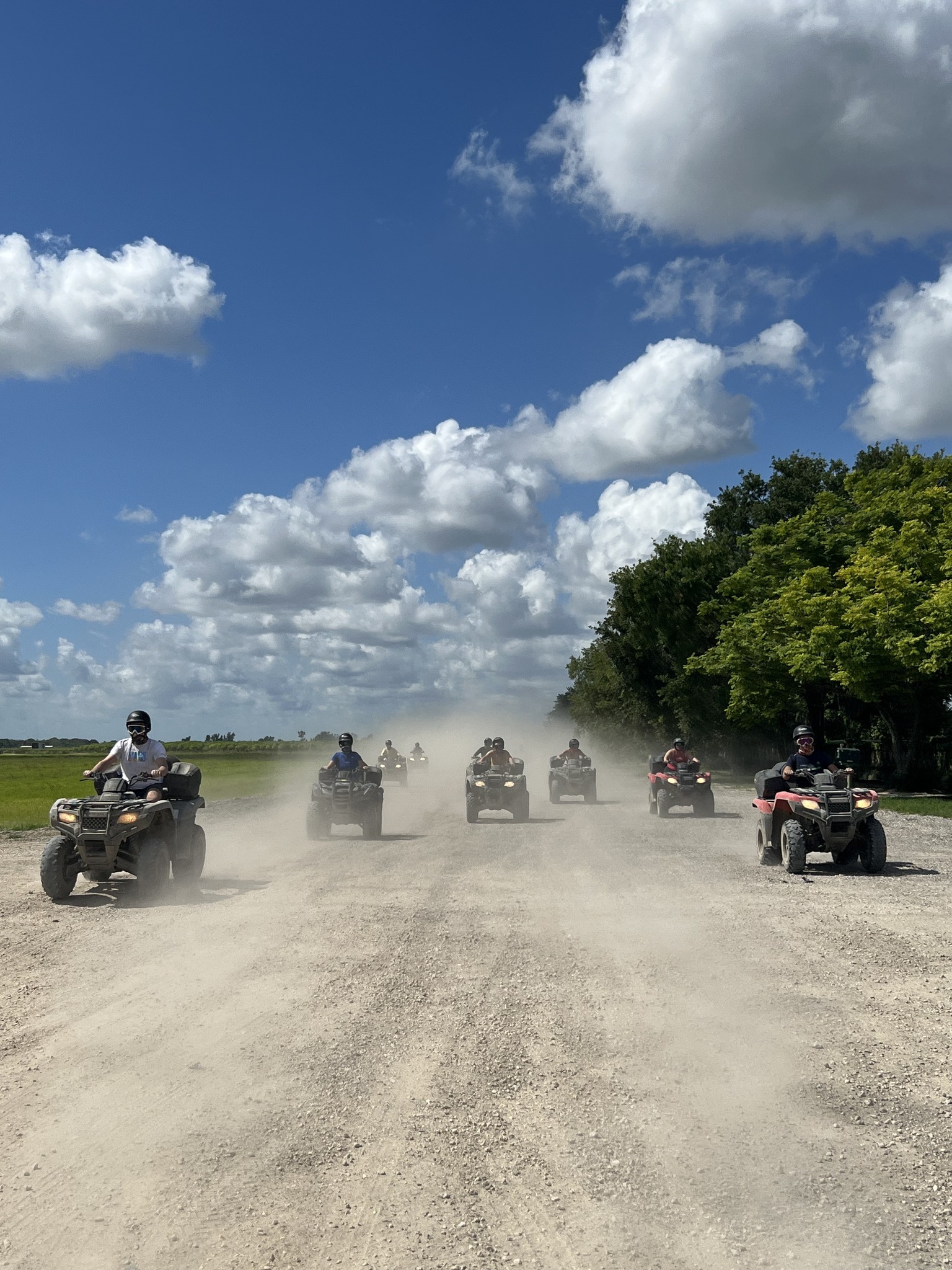 UTV Rental SQUAD - Tenemos renta de RZR por hora, día y ruta! Llama o ...