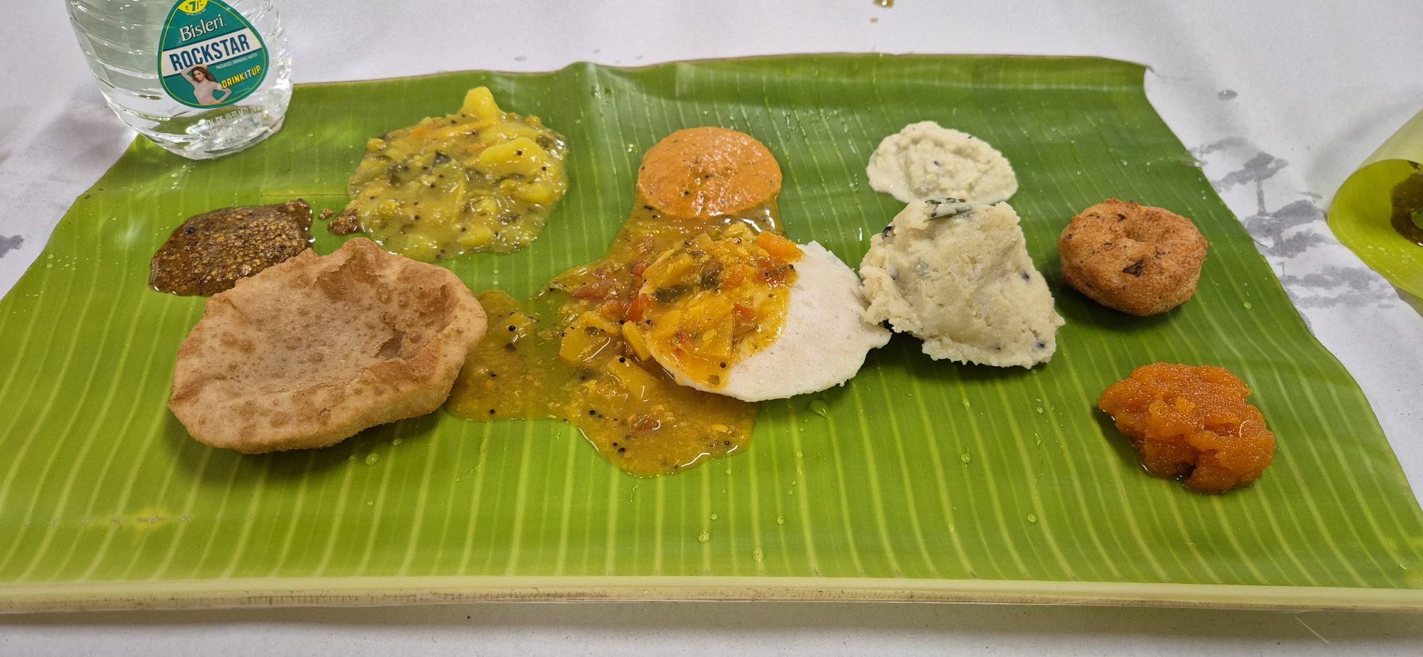A breakfast on vaazha ilai... - Crispy Fried Opinions
